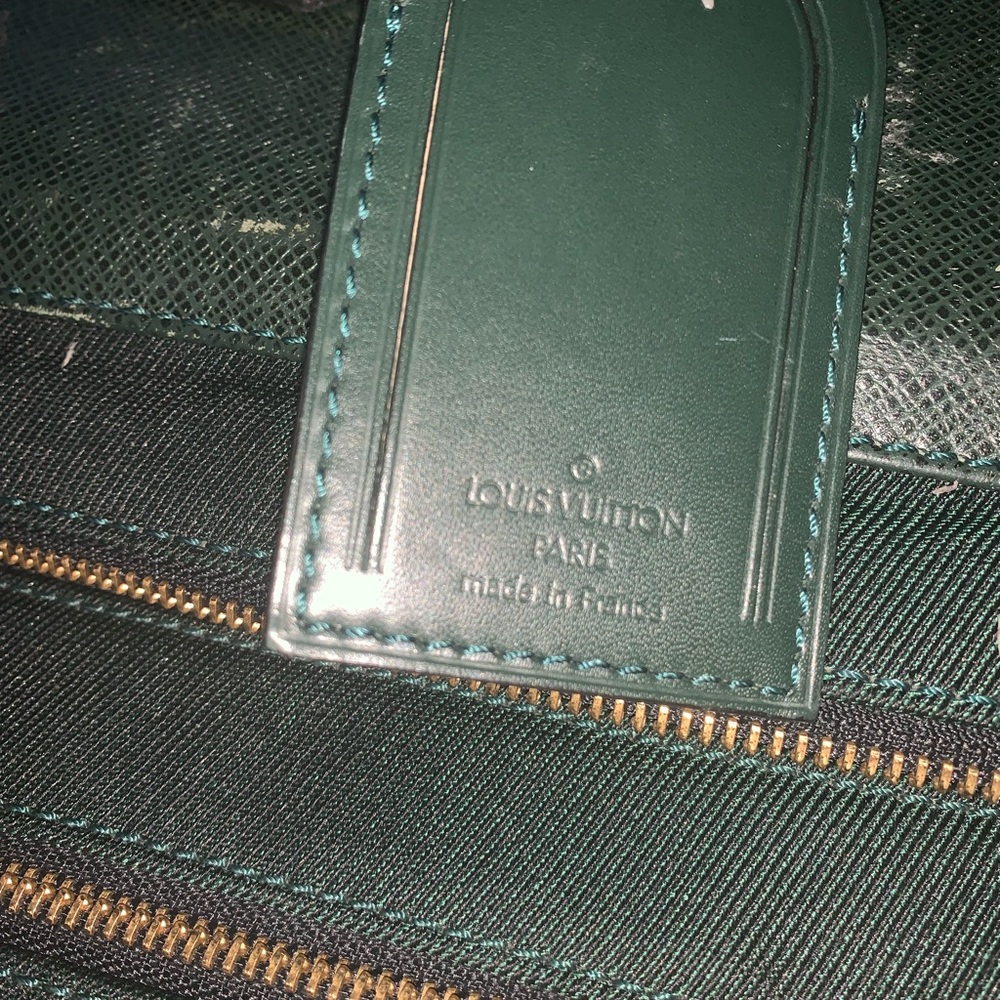 LOUIS VUITTON
EPICEA TAIGA & CANVAS GARMENT BAG - Picture 3 of 8